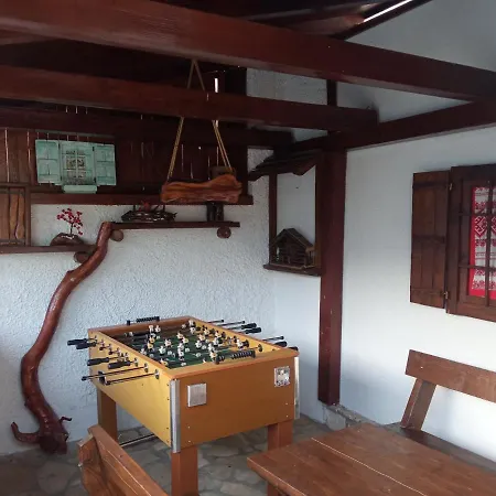 Villa Riverside Buna - *